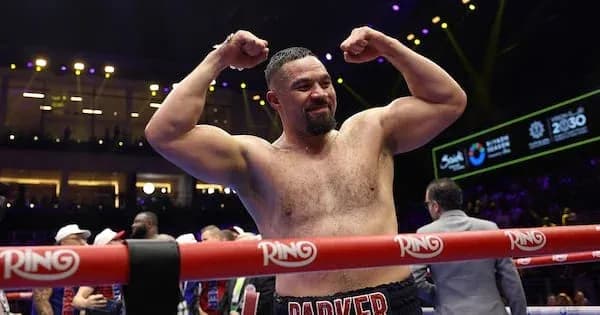 Boxer Joseph Parker celebrating in the ring