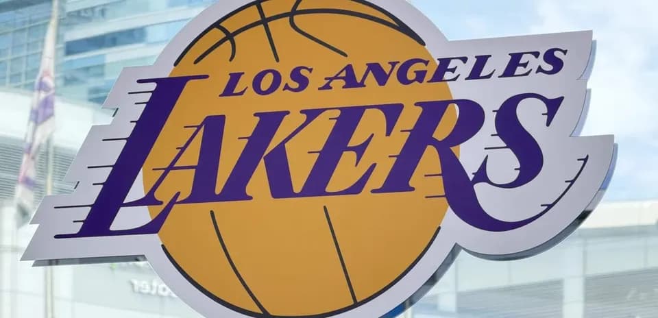 Los Angeles Lakers logo on storefront window