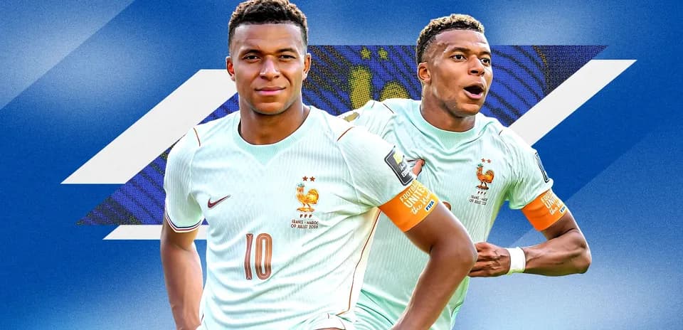 Kylian Mbappé in France national team kit