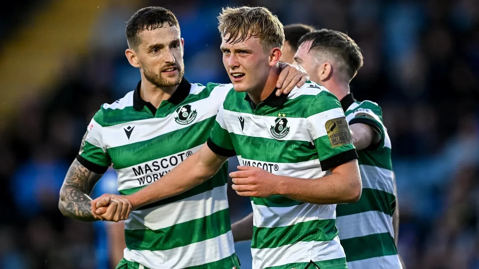 Hibernian FC players celebrating after a goal