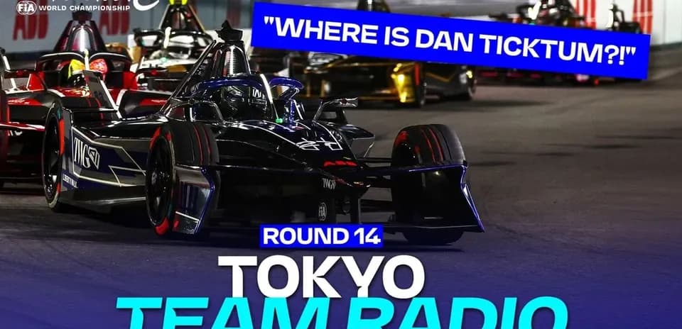Formula E cars racing during Round 14 in Tokyo