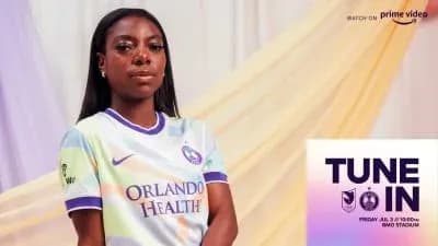 Futbolchi Orlando Health formasi bilan suratda