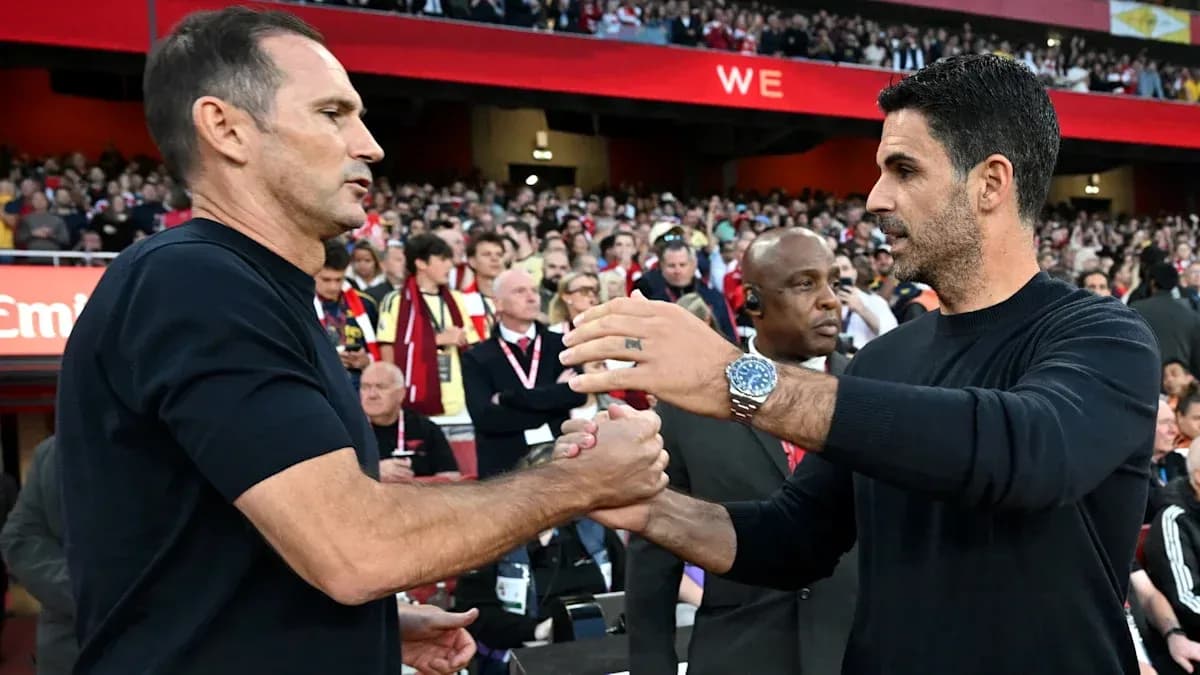 Trainers shaking hands before the match