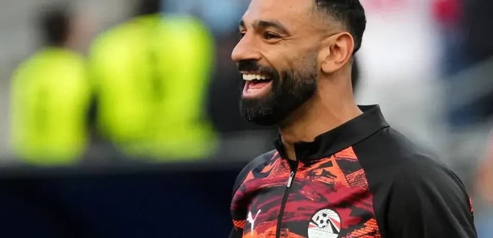 Futbolchi tabassum qilayotgan paytda
