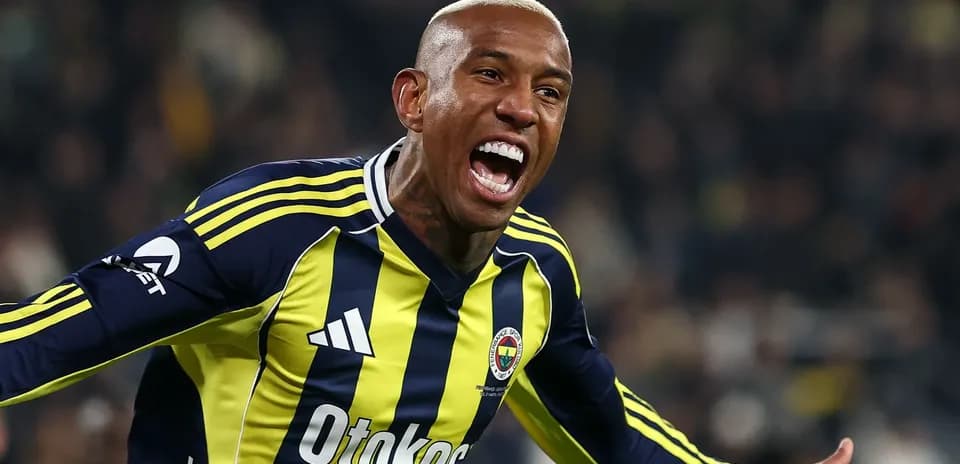 Fenerbahçe player celebrating a goal on the field