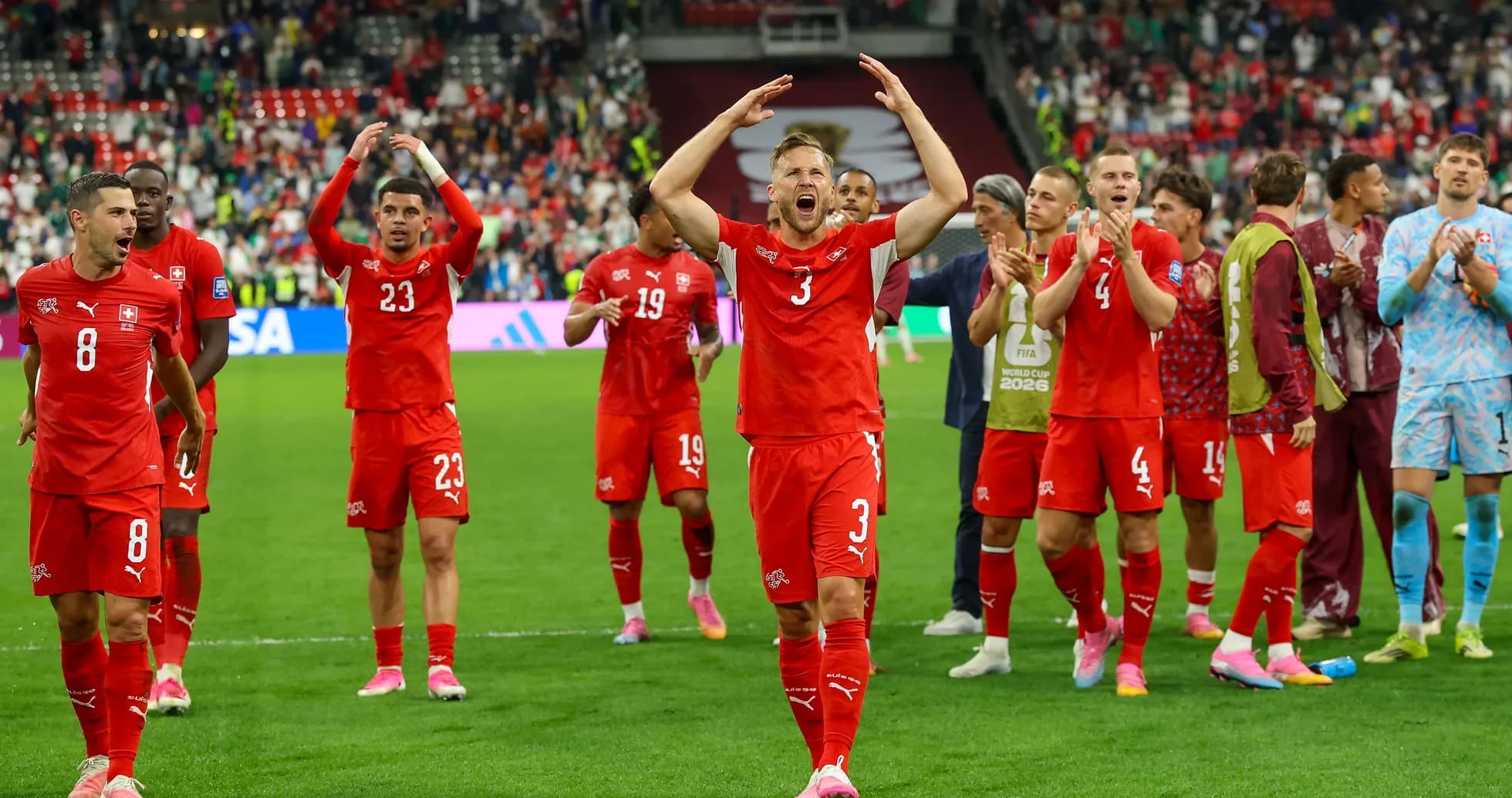 Shveytsariya futbol jamoasi o'yin tugagach nishonlayapti