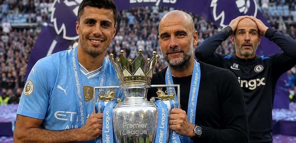Rodri and Guardiola holding Premier League trophy