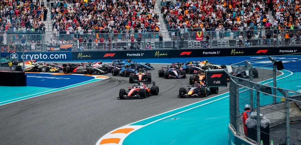 Formula 1 cars racing at Miami Grand Prix