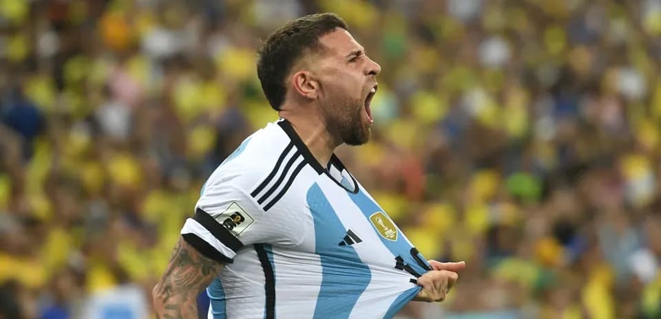 Futbolchi nishon vaqti, Argentina futbol formasi kiygan