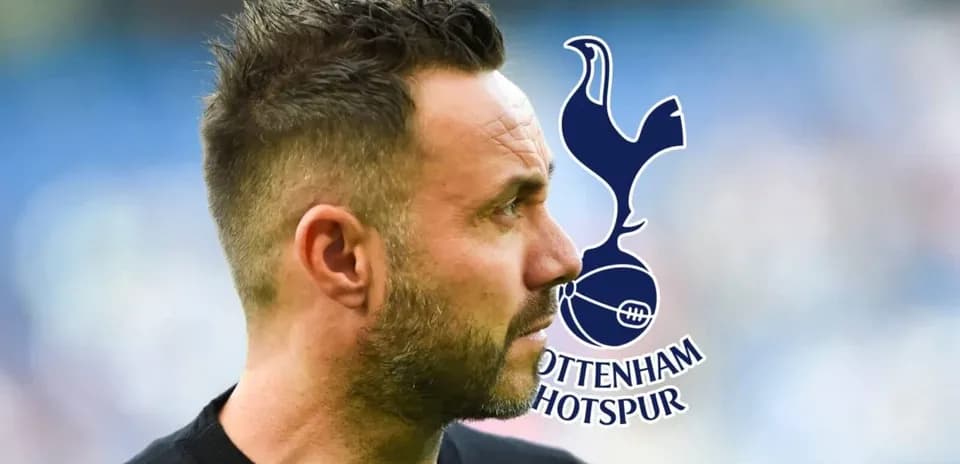 Shaxs Tottenham Hotspur logosi oldida profilda