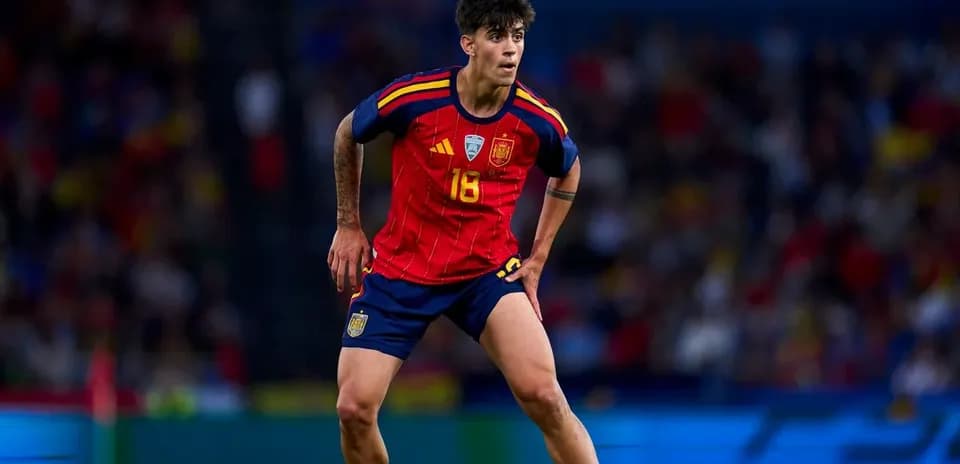 Futbolchi maydonda harakatda, Ispaniya formasida