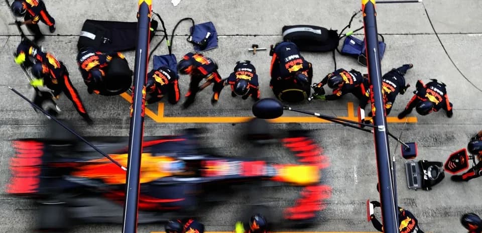 Red Bull Racing team during a pit stop