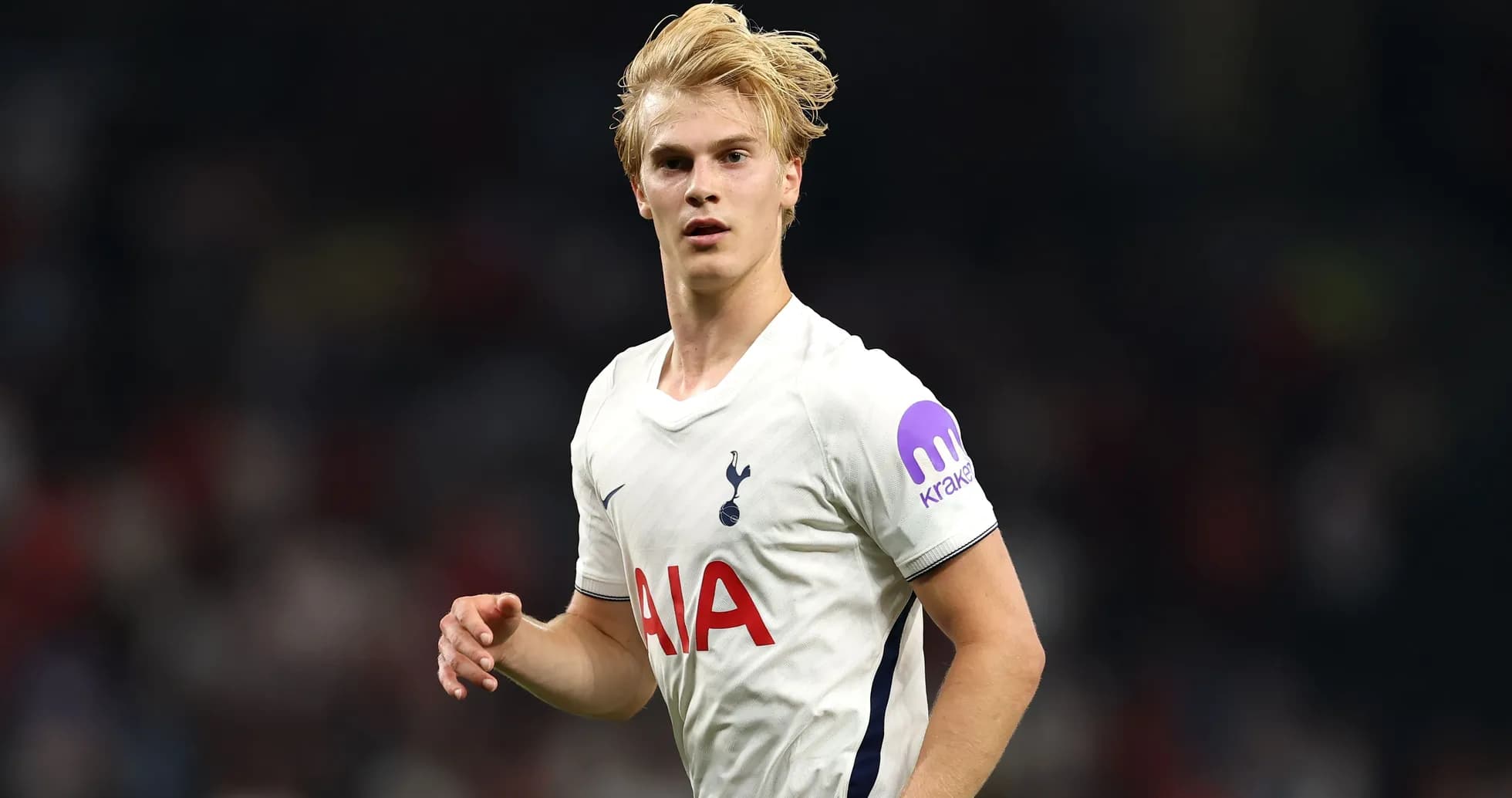 Futbolchi maydonda harakatda, Tottenham formasida