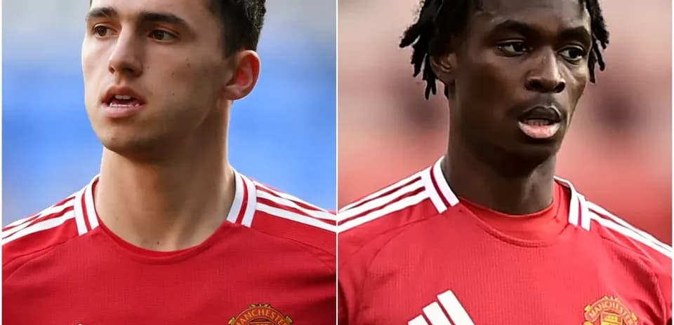 Ikkita futbolchi Manchester United formasi bilan
