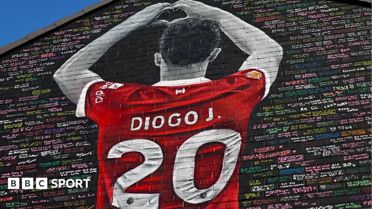 Mural of Diogo Jota in Liverpool jersey