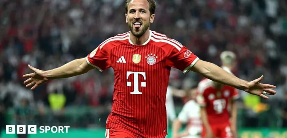 Bayern Munich player celebrating a goal