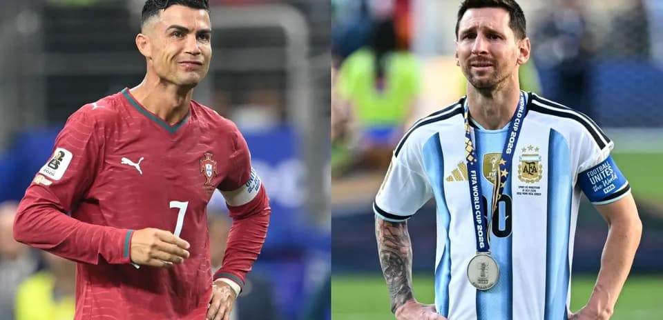 Cristiano Ronaldo and Lionel Messi in national team jerseys