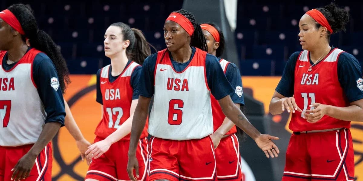 USA women's basketball team during practice session
