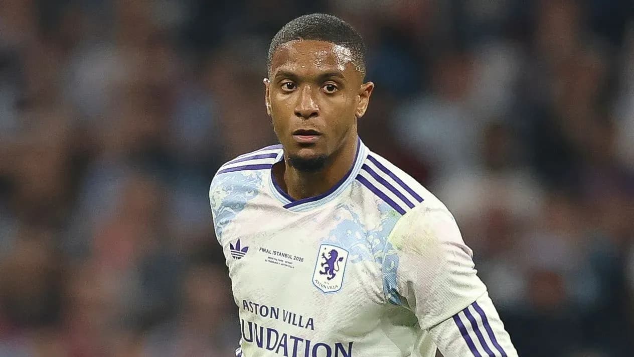 Futbolchi maydonda harakatda, Aston Villa formasi
