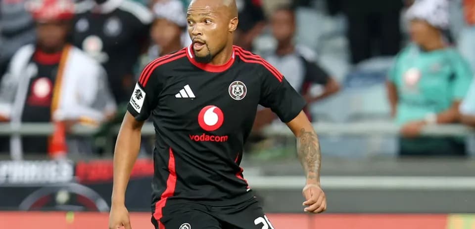 Futbolchi maydonda harakatda, Orlando Pirates formasi