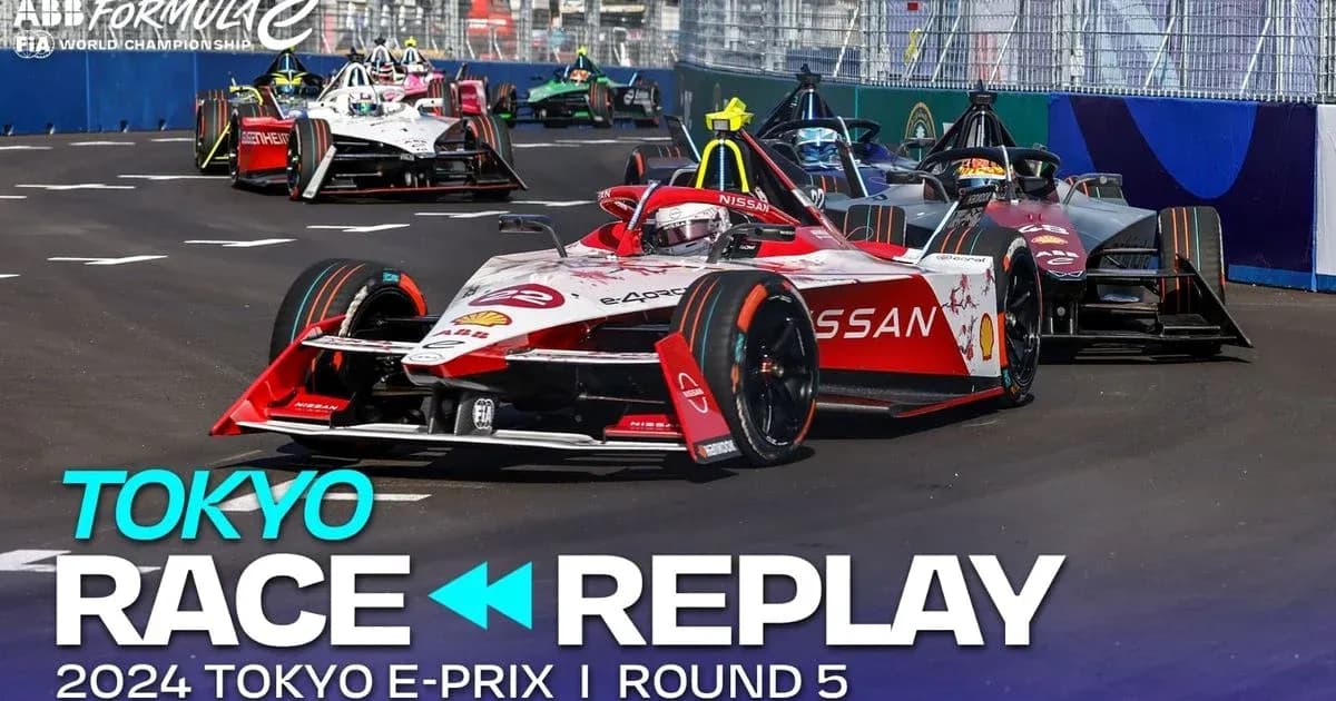 Formula E cars racing in Tokyo E-Prix Formula E cars racing in Tokyo E-Prix