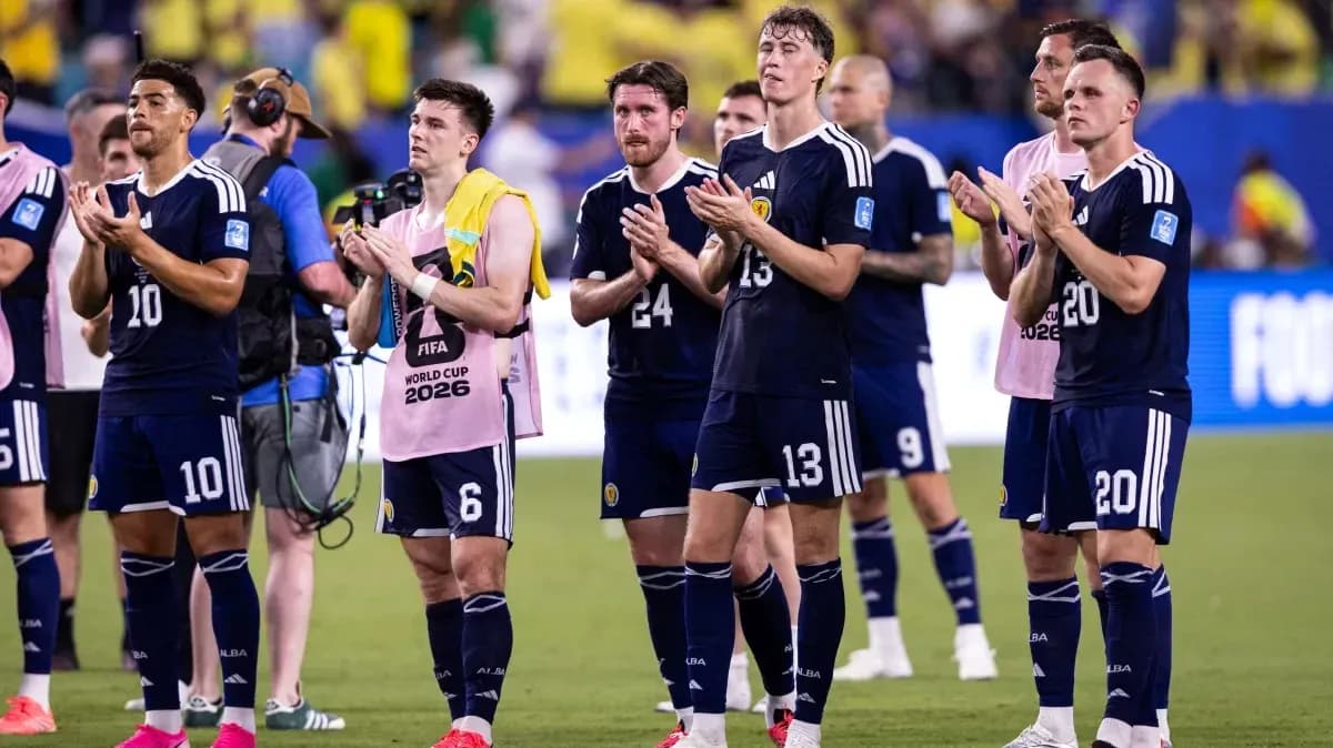 Scotland players applauding fans after match Scotland players applauding fans after match