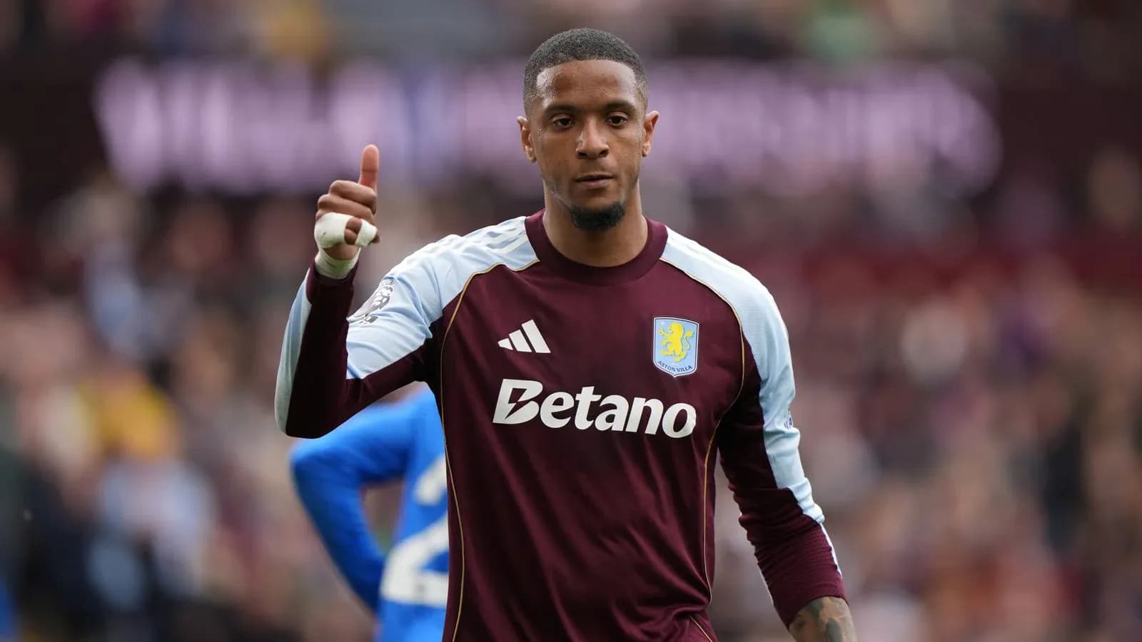 Aston Villa goalkeeper gesturing during the match Aston Villa goalkeeper gesturing during the match