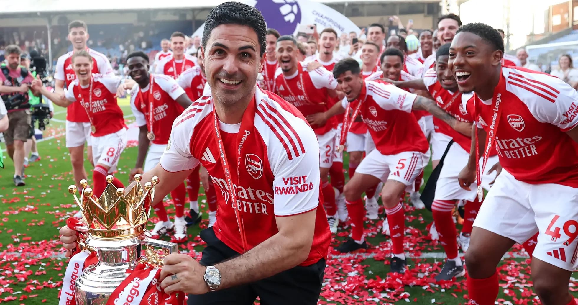 Arsenal players celebrating Premier League title victory Arsenal players celebrating Premier League title victory