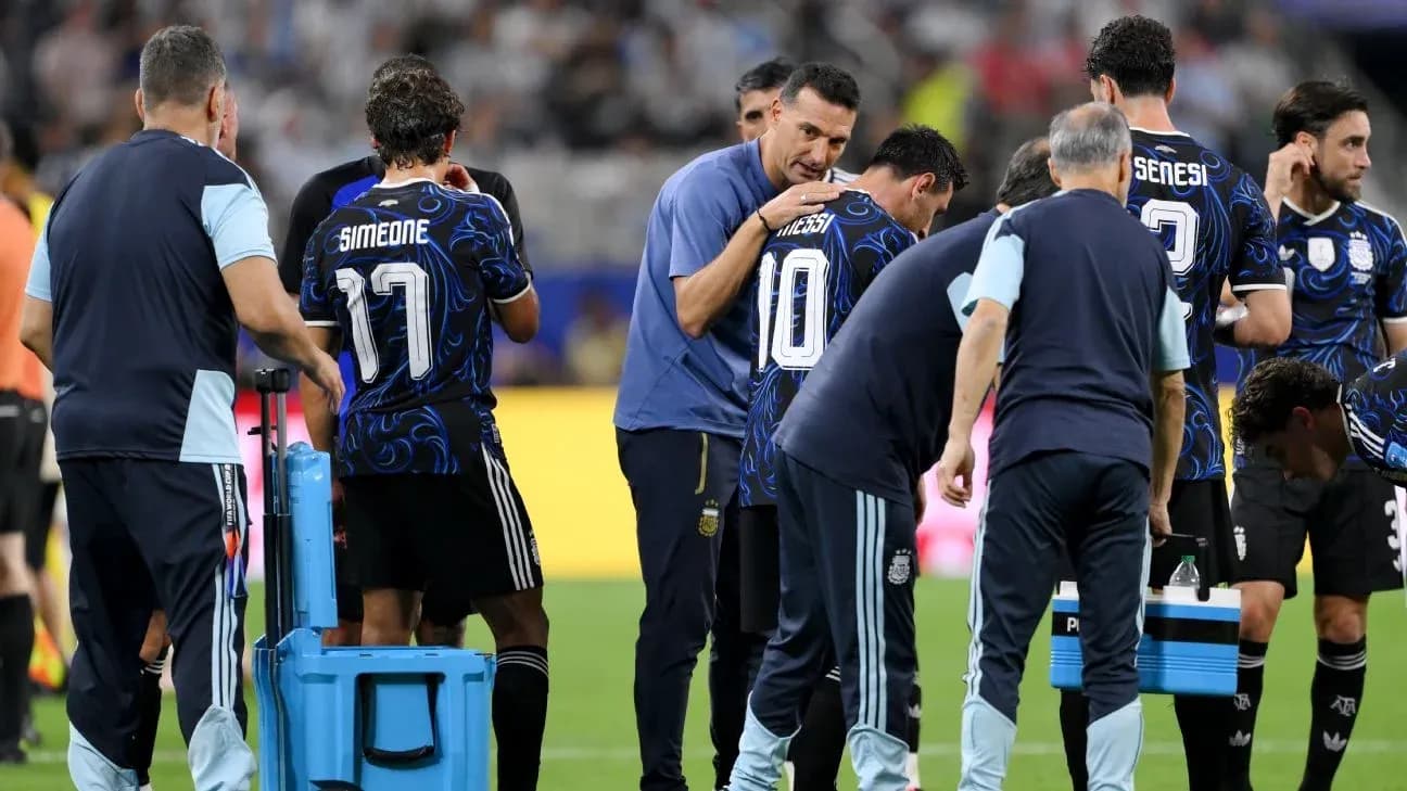 Argentina team discussing strategy during match timeout Argentina team discussing strategy during match timeout